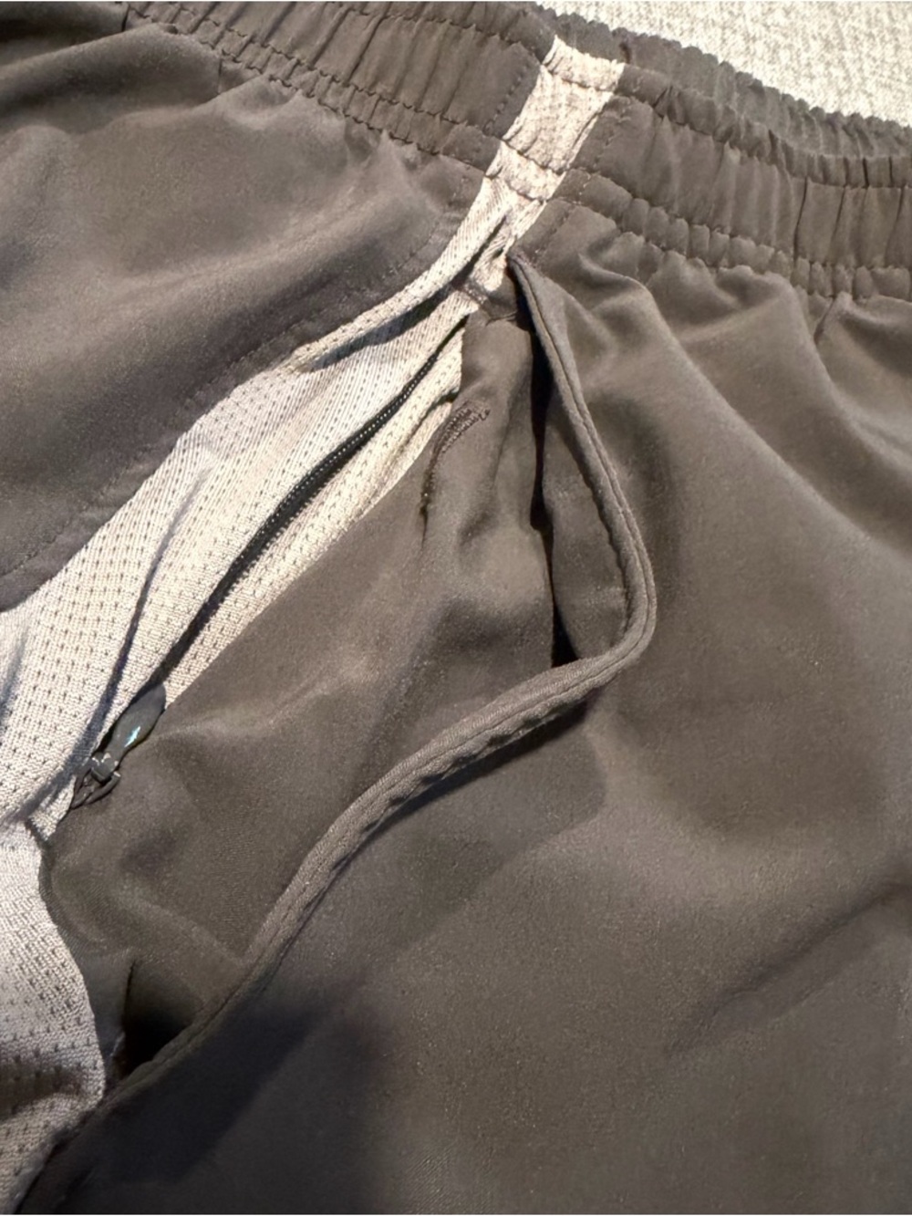 The North Face Men's Swim Shorts - Picture 12 of 13